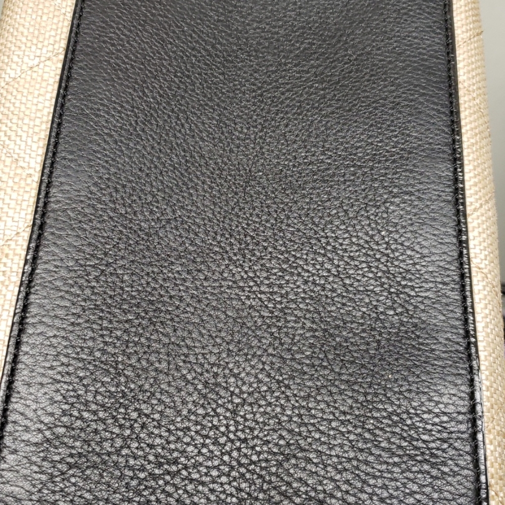 Kate Spade Purse - Picture 5 of 6